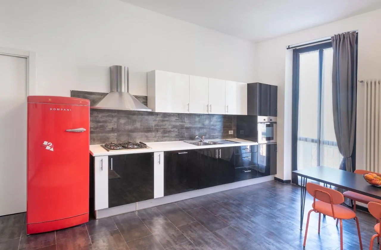 Accogliente Loft Di Design In Bovisa Apartment Milan Italy
